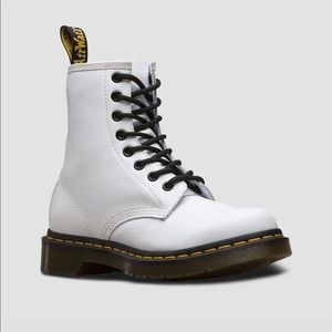 Dr.Martens 1460 8-Eye Boot